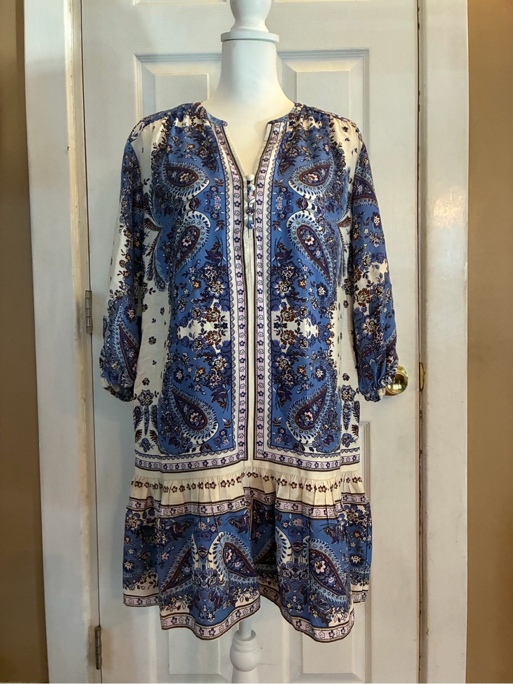 LOFT Women Paisley Peasant Dress Blue Cream V-Neck 3/4 Sleeve Flounce Size XSP